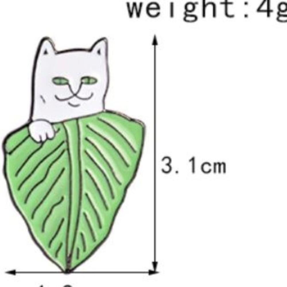 Leaf Happy Cat Kitten Pin Brooch